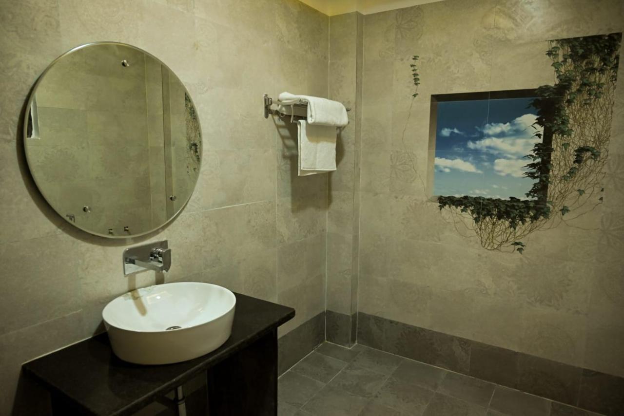 Hotel Golden Bliss Μποπάλ Εξωτερικό φωτογραφία